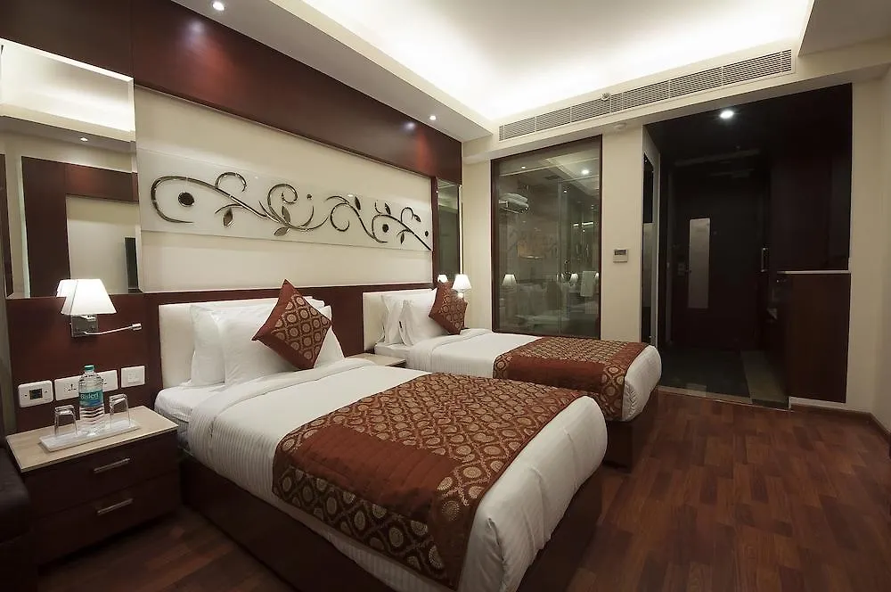 Hotel Golden Grand Delhi  4*, Delhi (National Capital Territory of India) India