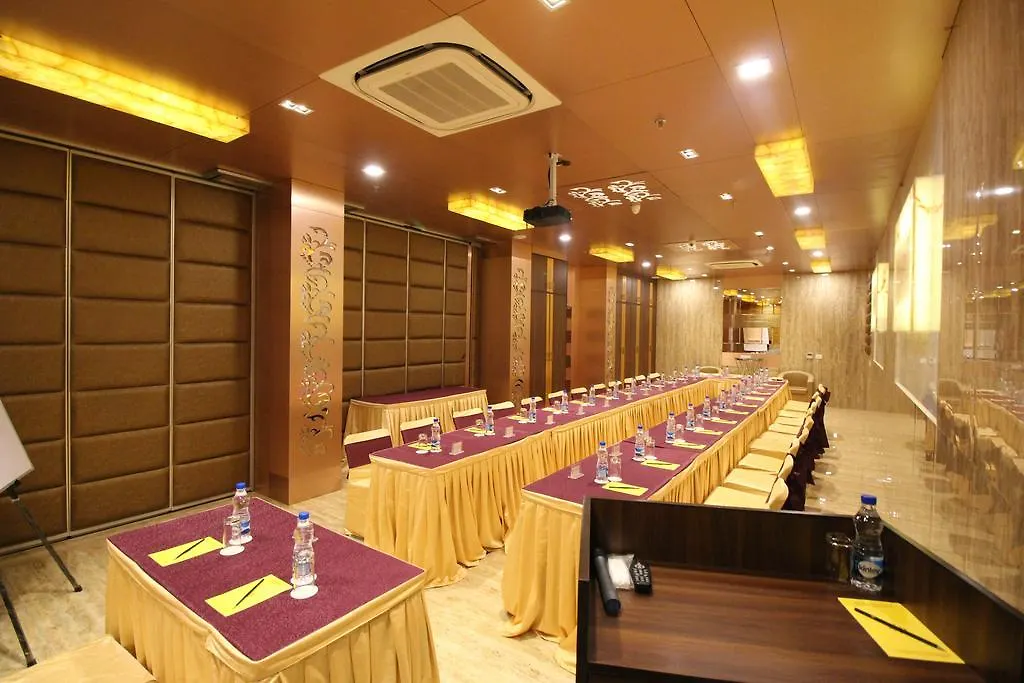Hotel Golden Grand Delhi  4*, Delhi (National Capital Territory of India)