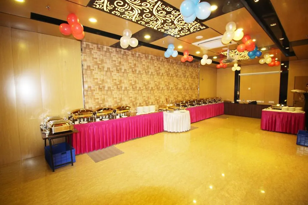 ****  Hotel Golden Grand Delhi  India