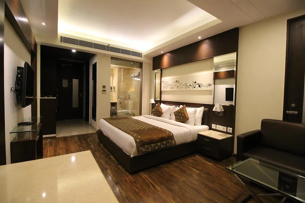 Hotel Golden Grand Delhi  Delhi (National Capital Territory of India)