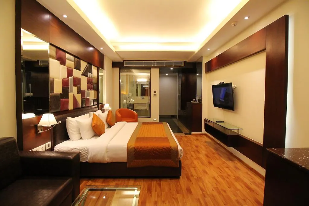 Hotel Golden Grand Delhi  Delhi (National Capital Territory of India)