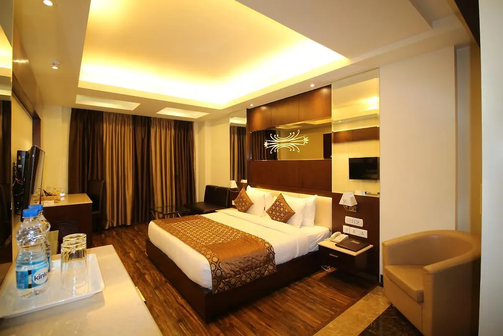 Hotel Golden Grand Delhi   Delhi (National Capital Territory of India)