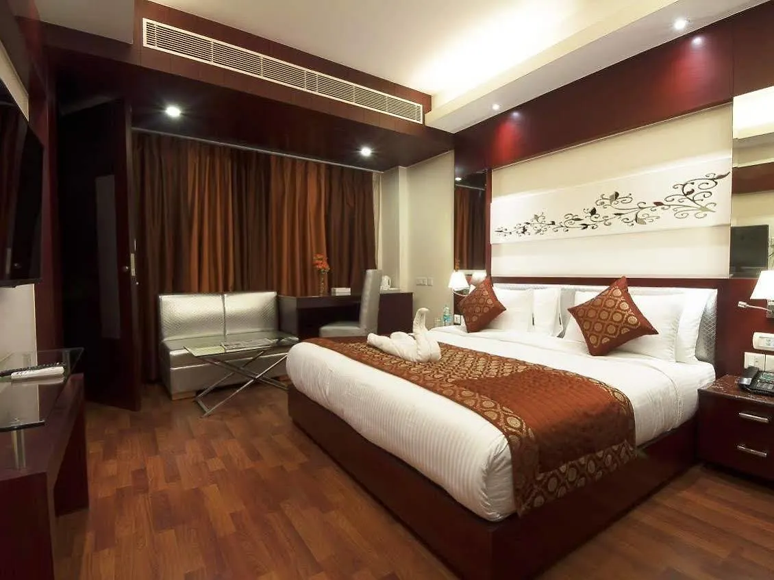 Hotel Golden Grand Delhi  Delhi (National Capital Territory of India)